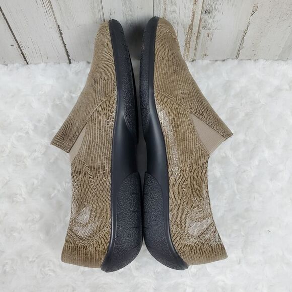 Walking Cradles Leather Loafers Size 7 - Picture 10 of 10